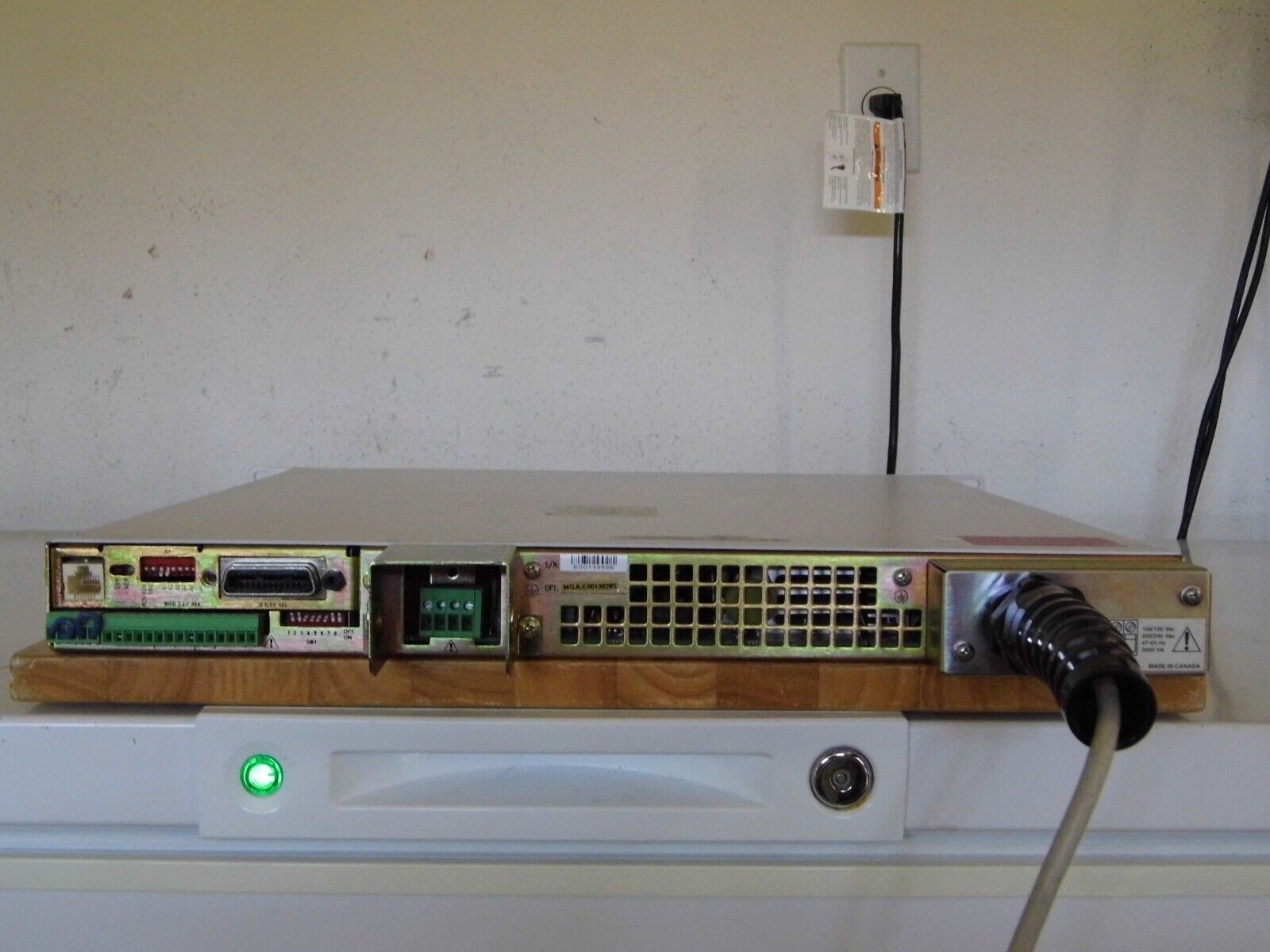 Xantrex XFR600-2 w/GPIB DC programmable power supply Xantrex XFR600-2 w/GPIB DC programmable power supply